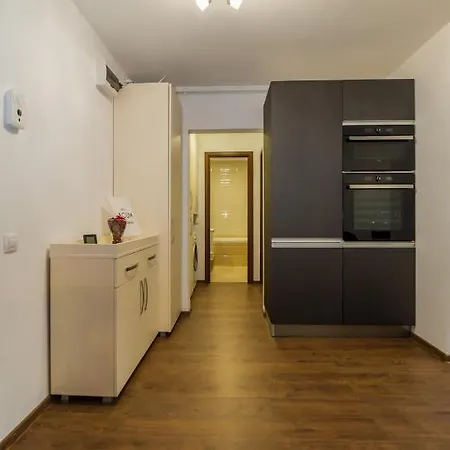 Kardinal Lux Apart. Brasov