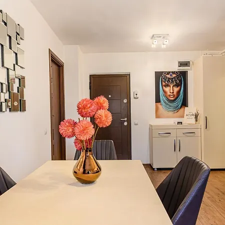 Kardinal Lux Apart. Brasov